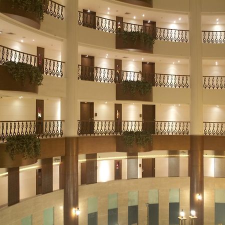 Savoy Suites Greater Noida Ngoại thất bức ảnh