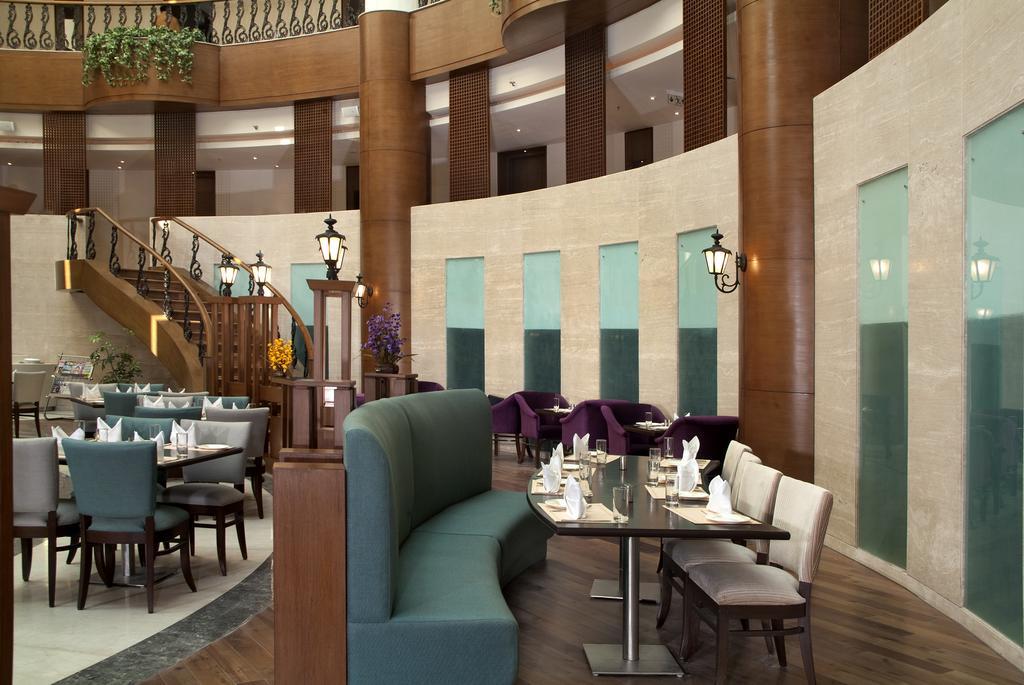 Savoy Suites Greater Noida Ngoại thất bức ảnh