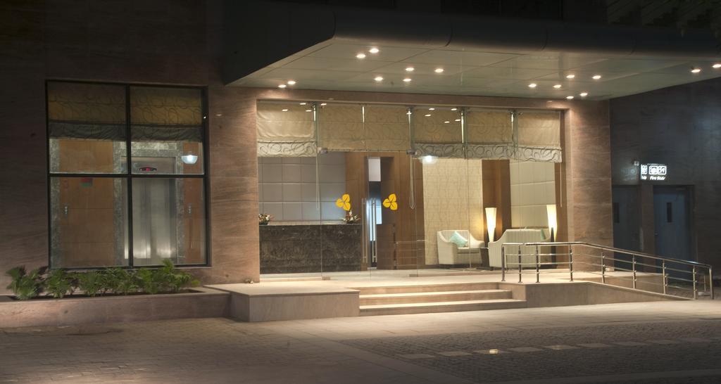 Savoy Suites Greater Noida Ngoại thất bức ảnh
