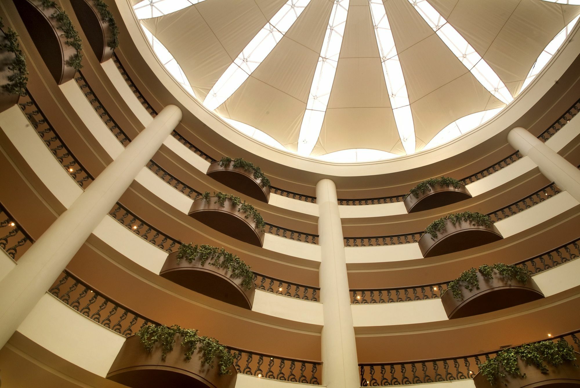 Savoy Suites Greater Noida Ngoại thất bức ảnh